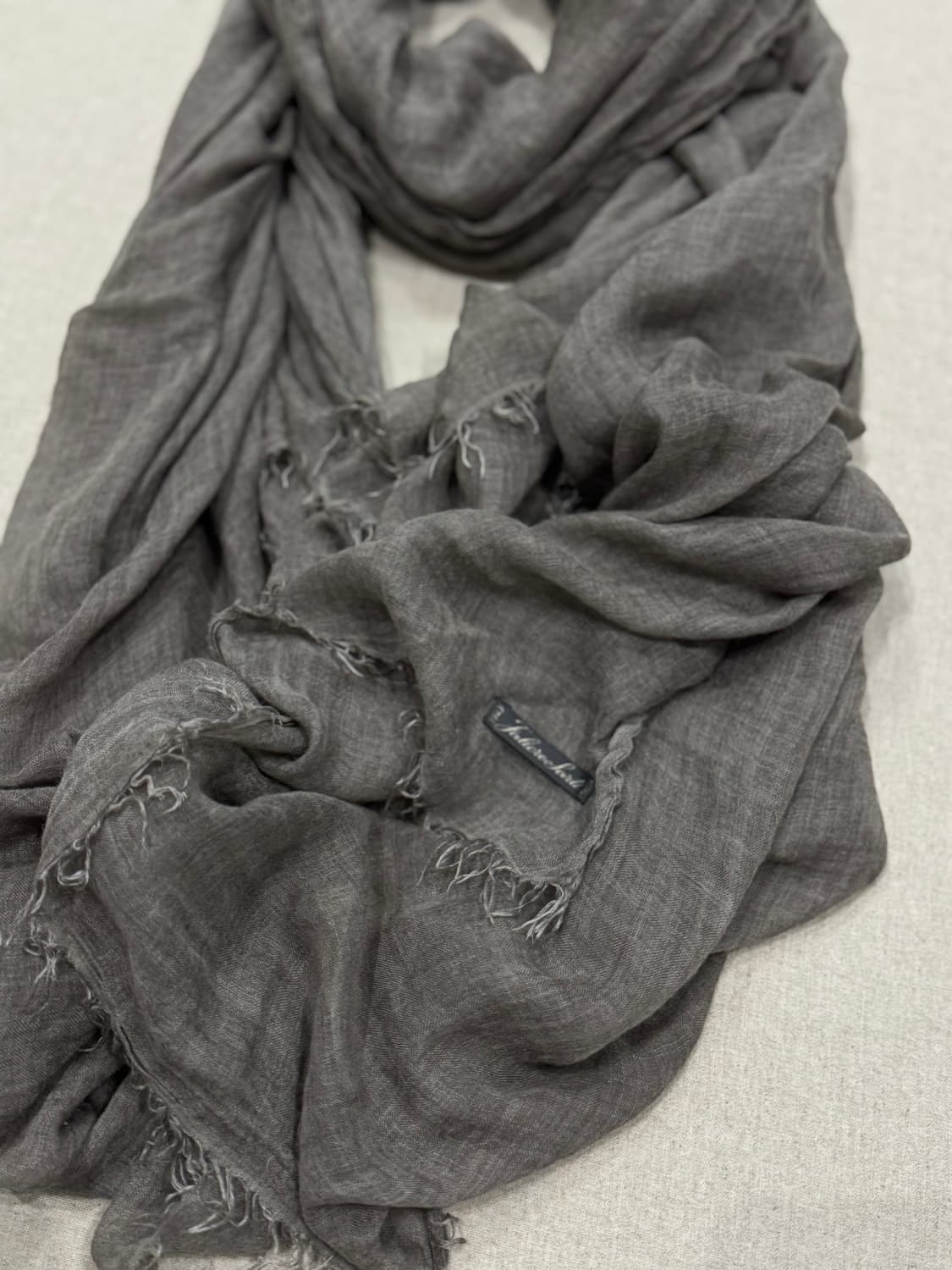 팔리에로 사르티 모달 그레이 카키 머플러 상품이미지5