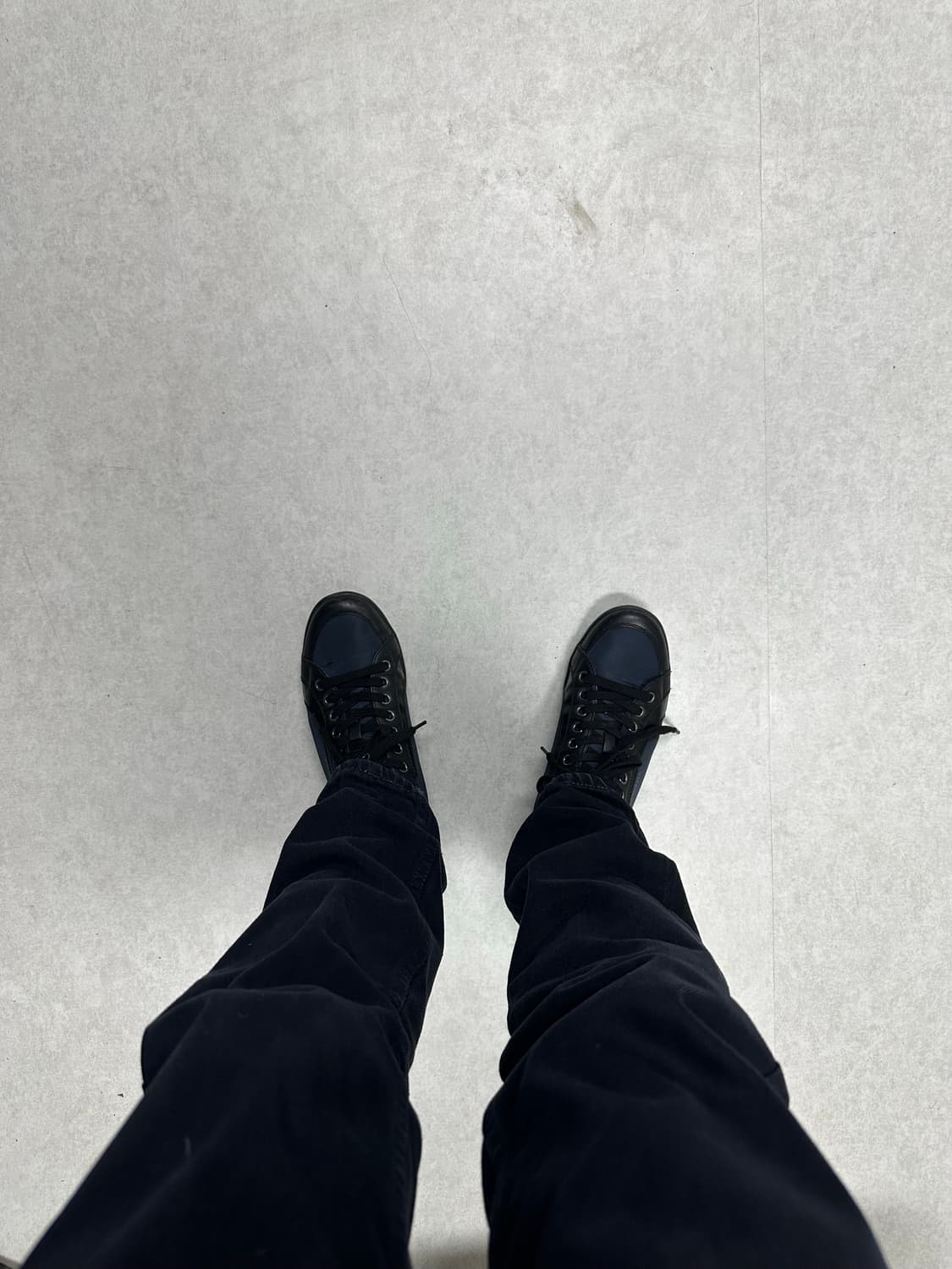 프라다 스포츠 레더 나일론 스니커즈   상품이미지9