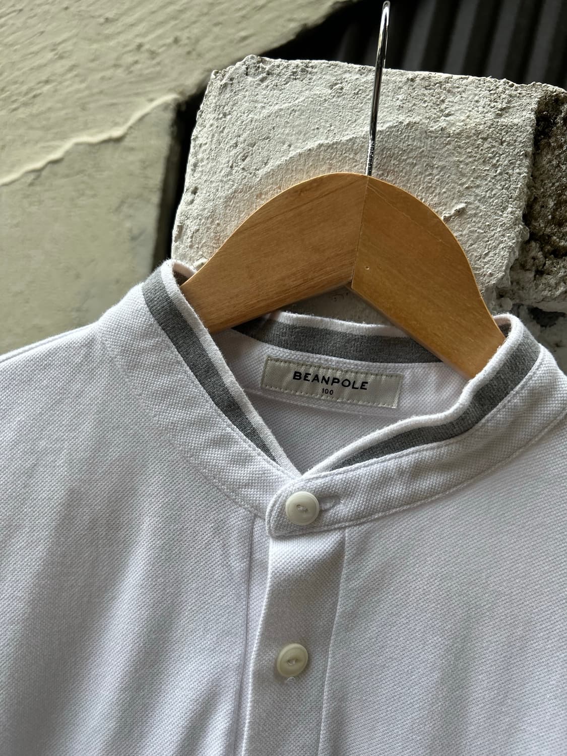 빈폴  화이트 컬러  코튼빈티지 헨리넥 폴로 셔츠 상품이미지2