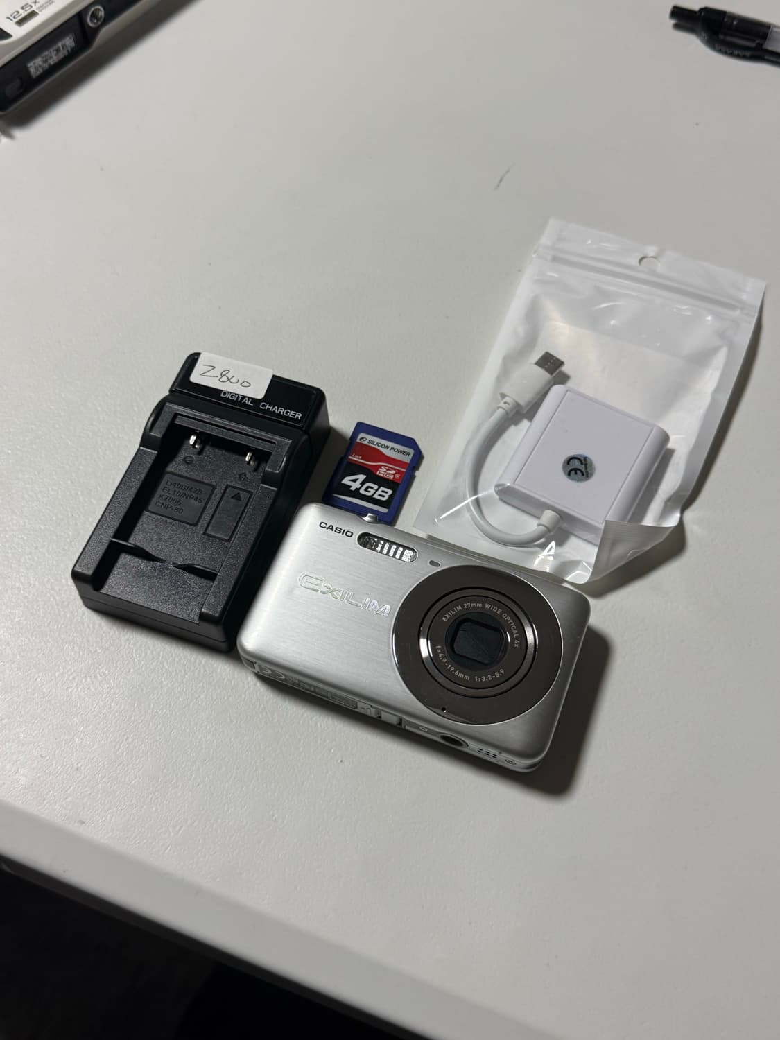 핑크 빛 색감 카시오 엑슬림 ex-z800 작례o 상품이미지5
