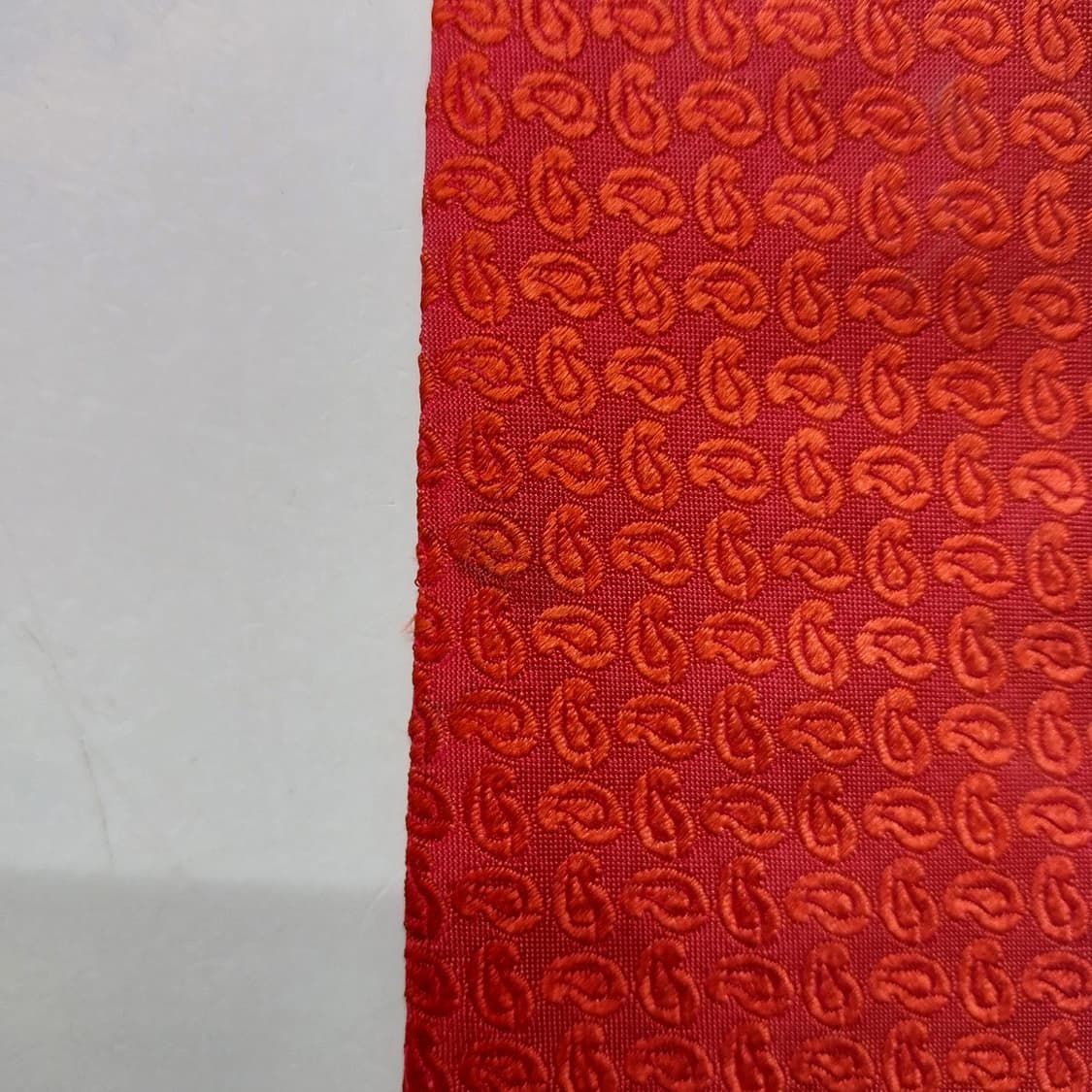 에트로 실크 레드 페이즐리 자수 넥타이 8.7cm A등급 K2570
 상품이미지9
