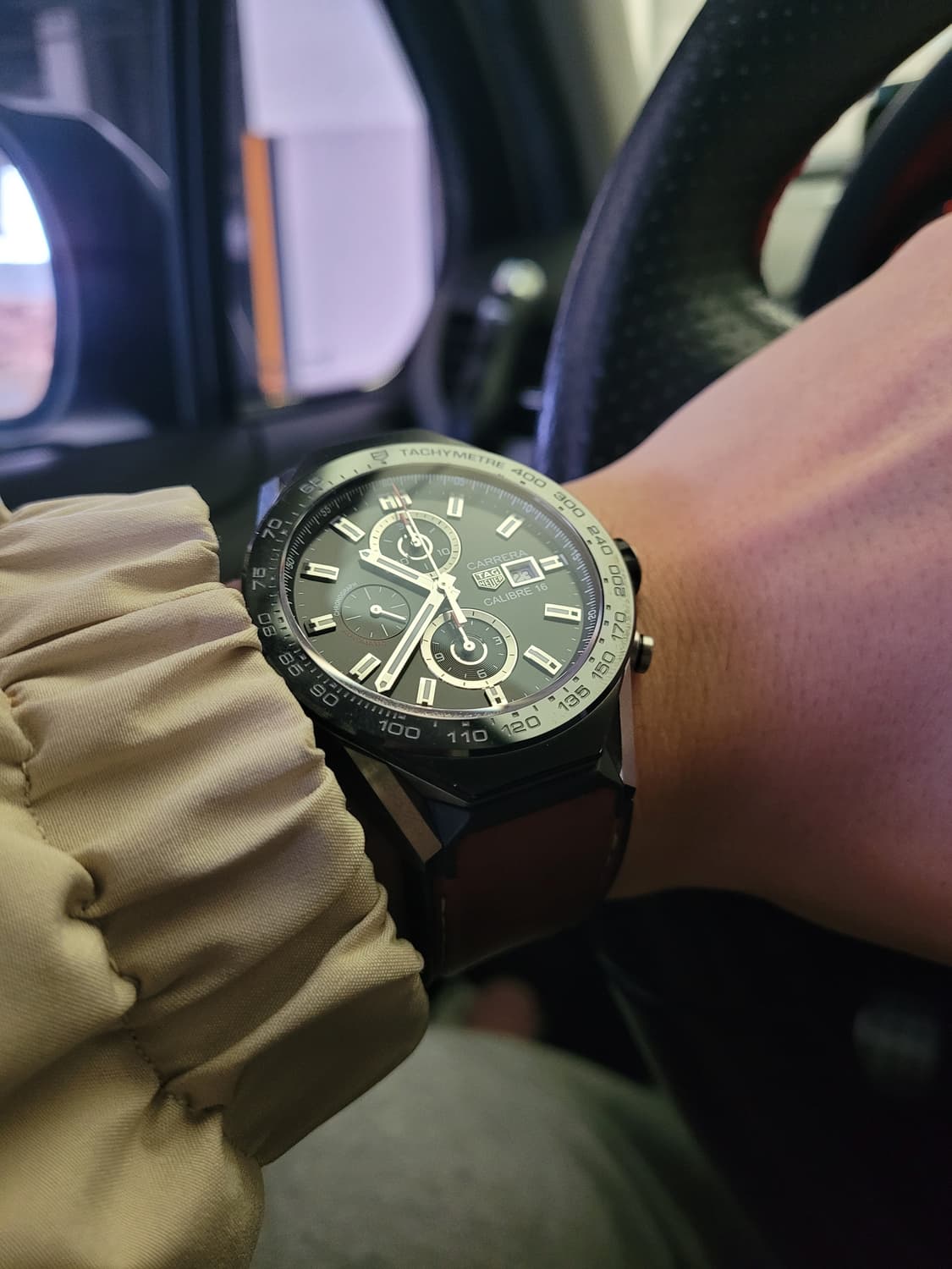 태그호이어 커넥티드 모듈러45 칼리버16 오토매틱 크로노 상품이미지1