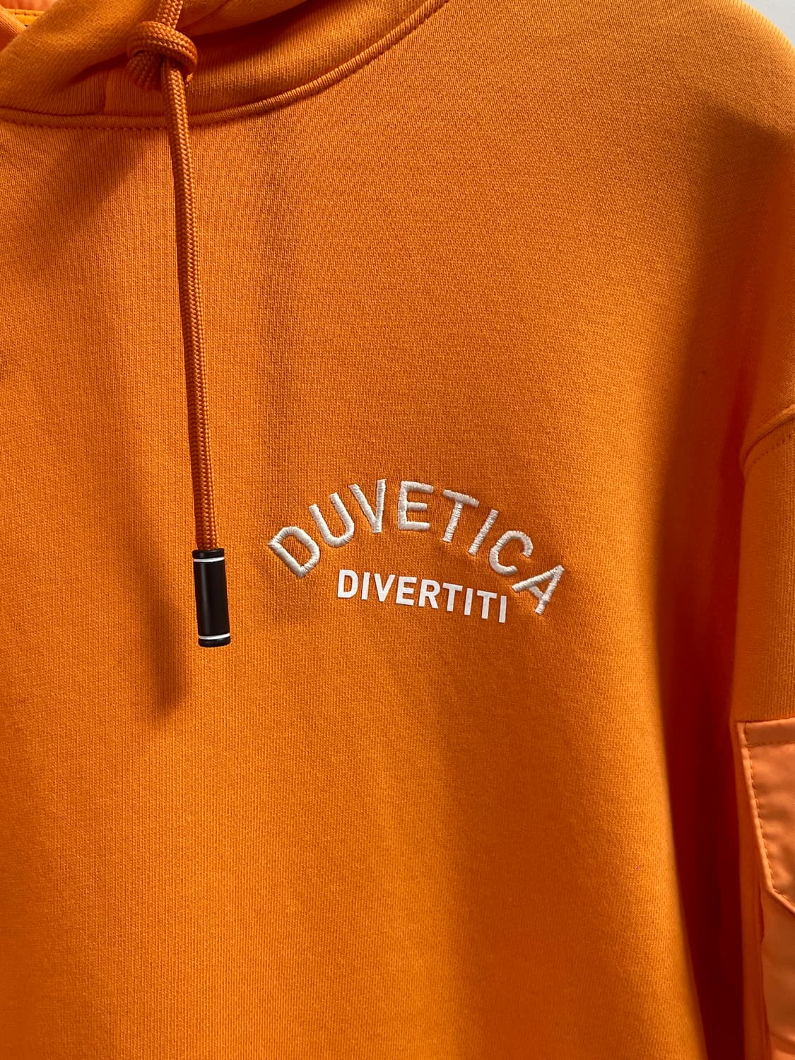 듀베니카 빅로고 카바쪼 후드티 (on.682)   상품이미지6