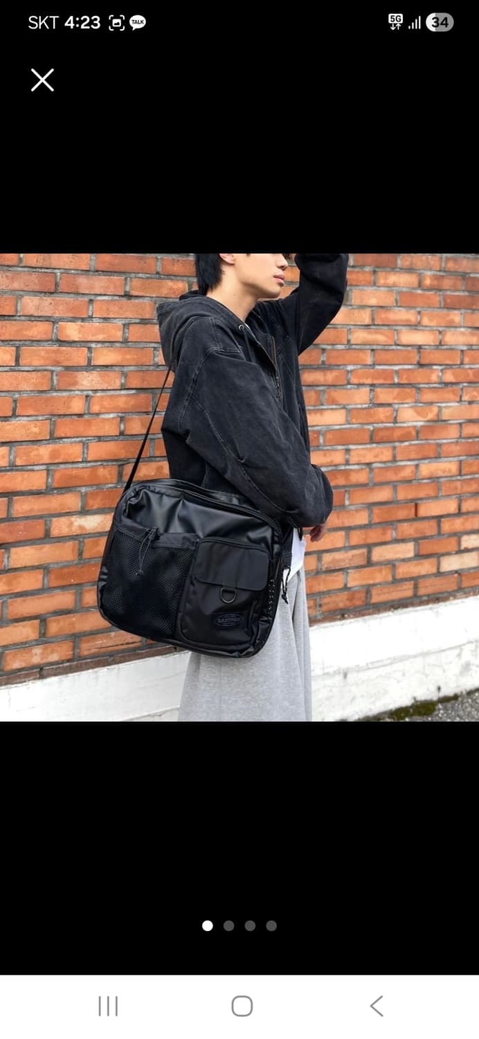 이스트팩 사첼 M 메신져 크로스백 가방 블랙 상품이미지2