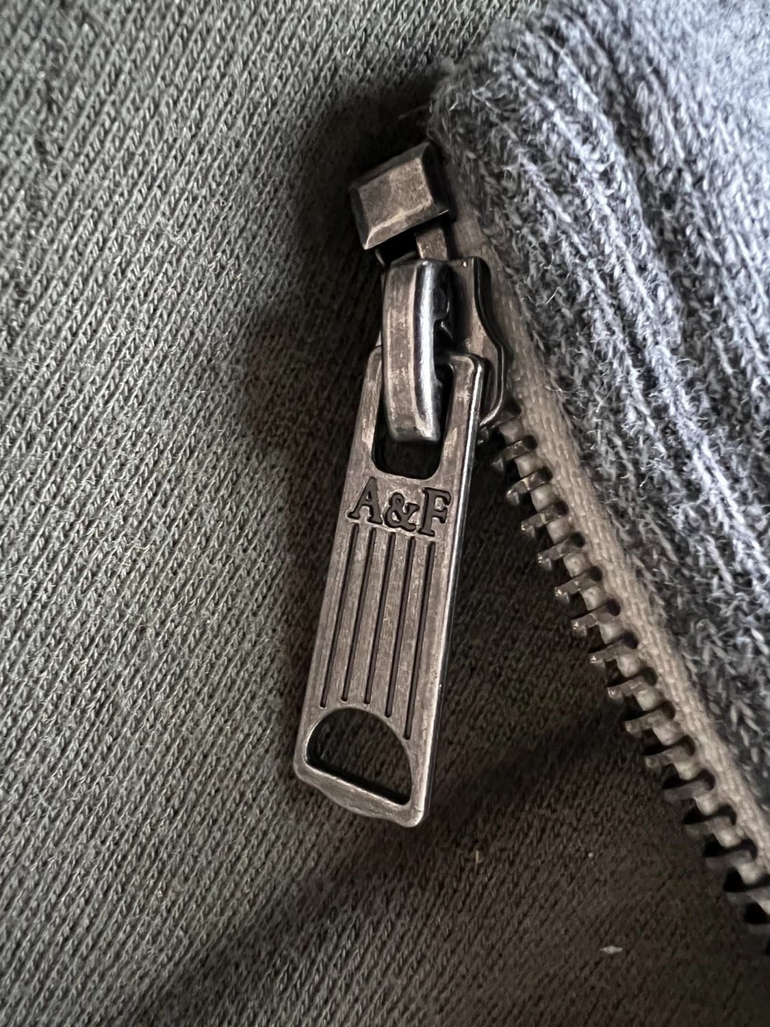 아베크롬비 앤 피치 그래픽 풀집 후드 상품이미지5