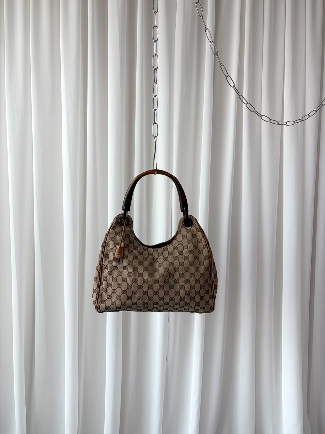 구찌 00s GG 뱀부 핸들 호보백 상품이미지1