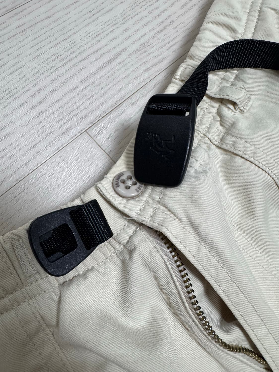 그라미치 루즈테이퍼드 팬츠 아이보리 M 상품이미지3