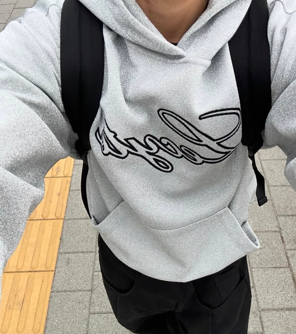 레씨토 샤이닝 엠보싱 후드 후디 상품이미지3