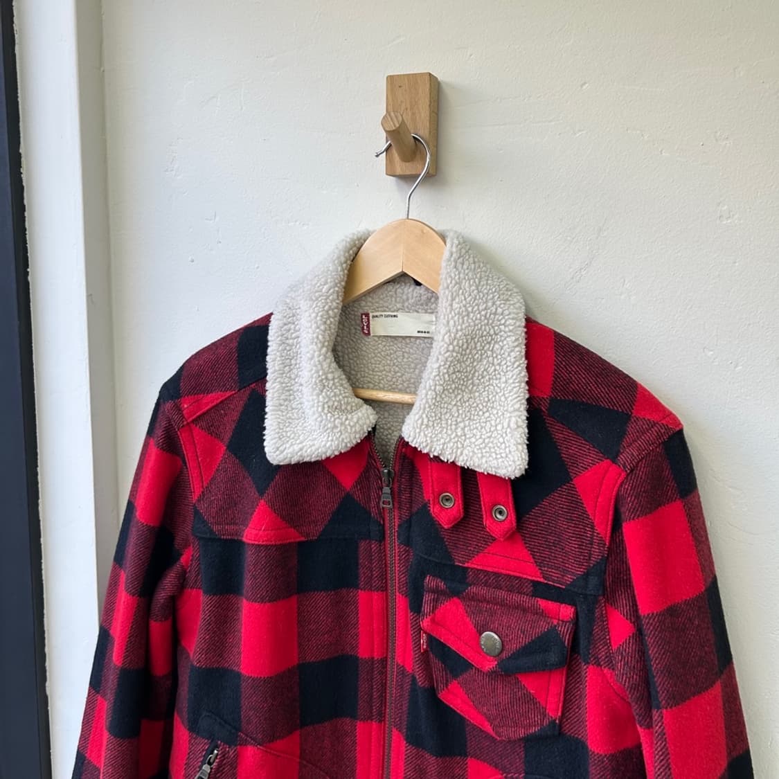 15918 - 리바이스 타탄체크 쉐르파 자켓 상품이미지1