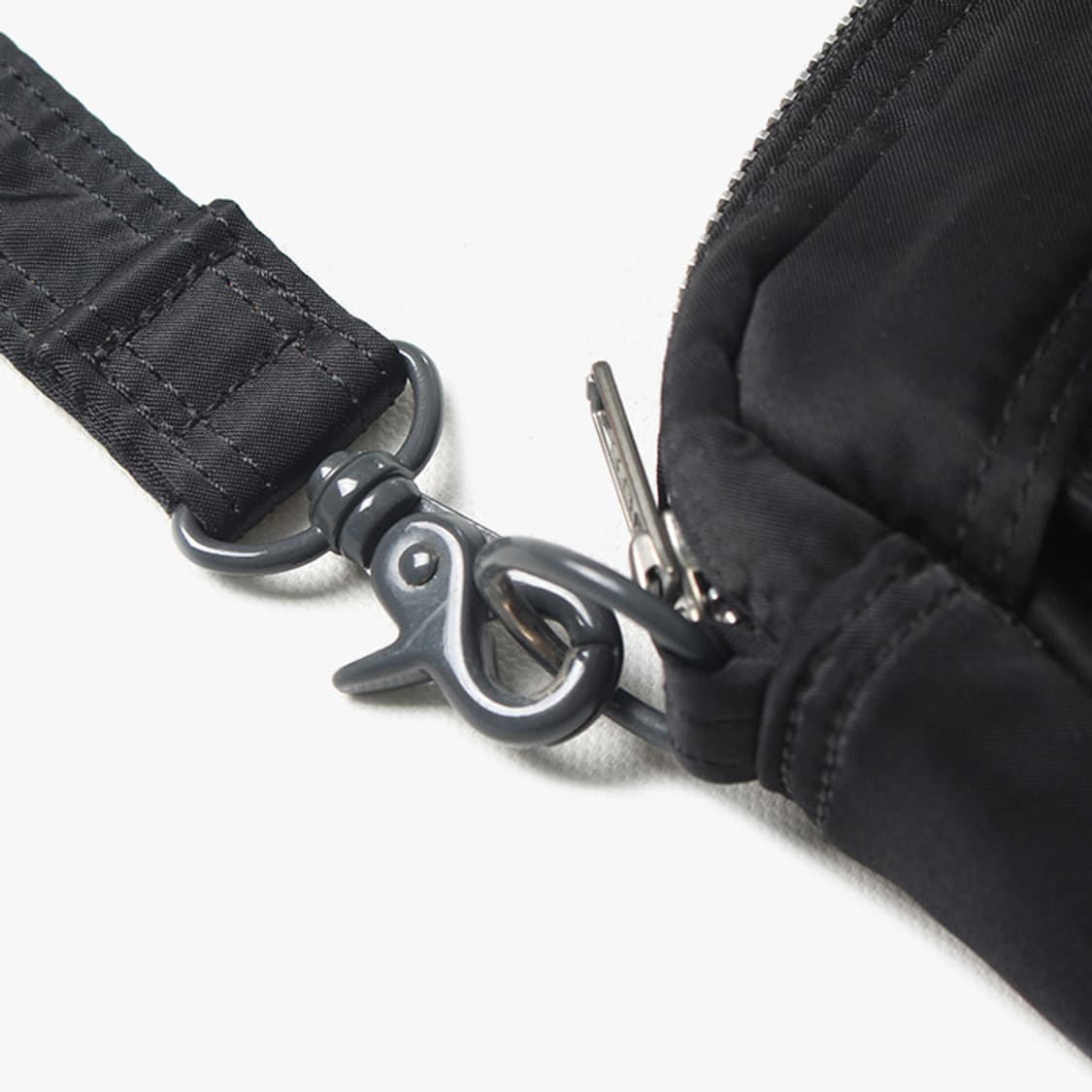 PORTER "Black Shoulder Bag" 상품이미지5