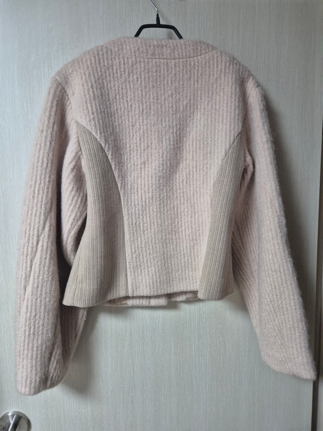 마뗑킴 볼륨 베이지 가디건 니트자켓 마땡킴 상품이미지3