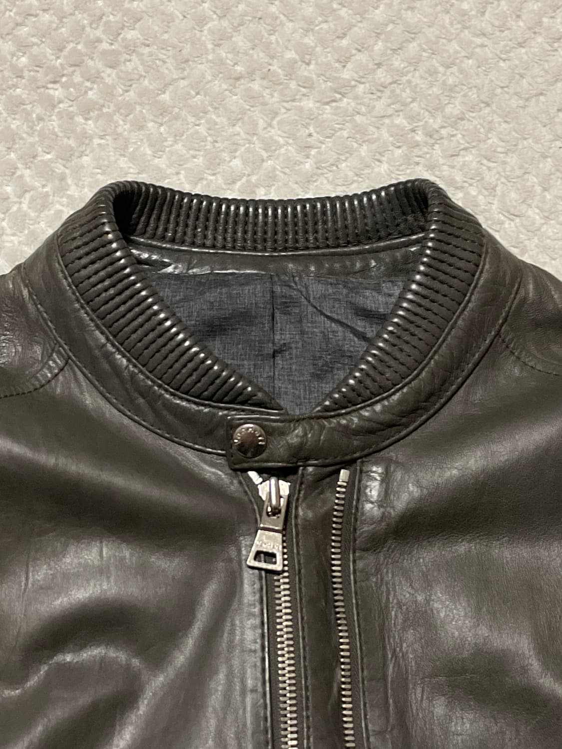 VANHART 반하트 웨스턴 무드 램스킨 양가죽 바이커 절개 레더 자켓 상품이미지6