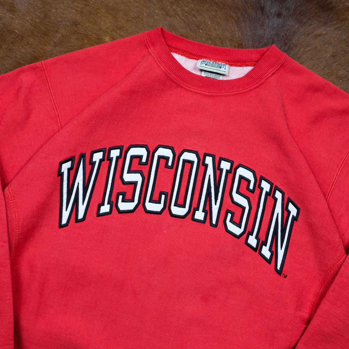 위스콘신 리버스위브 스웻셔츠 상품이미지1