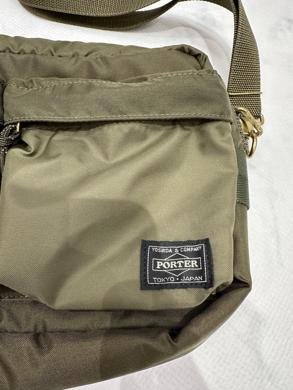 포터 포스 숄더백 스몰 올리브 드랩 상품이미지2