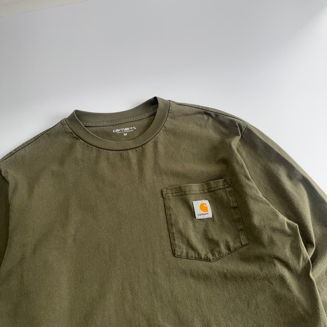 Carhartt 칼하트 원포켓 카키 롱슬리브 상품이미지4