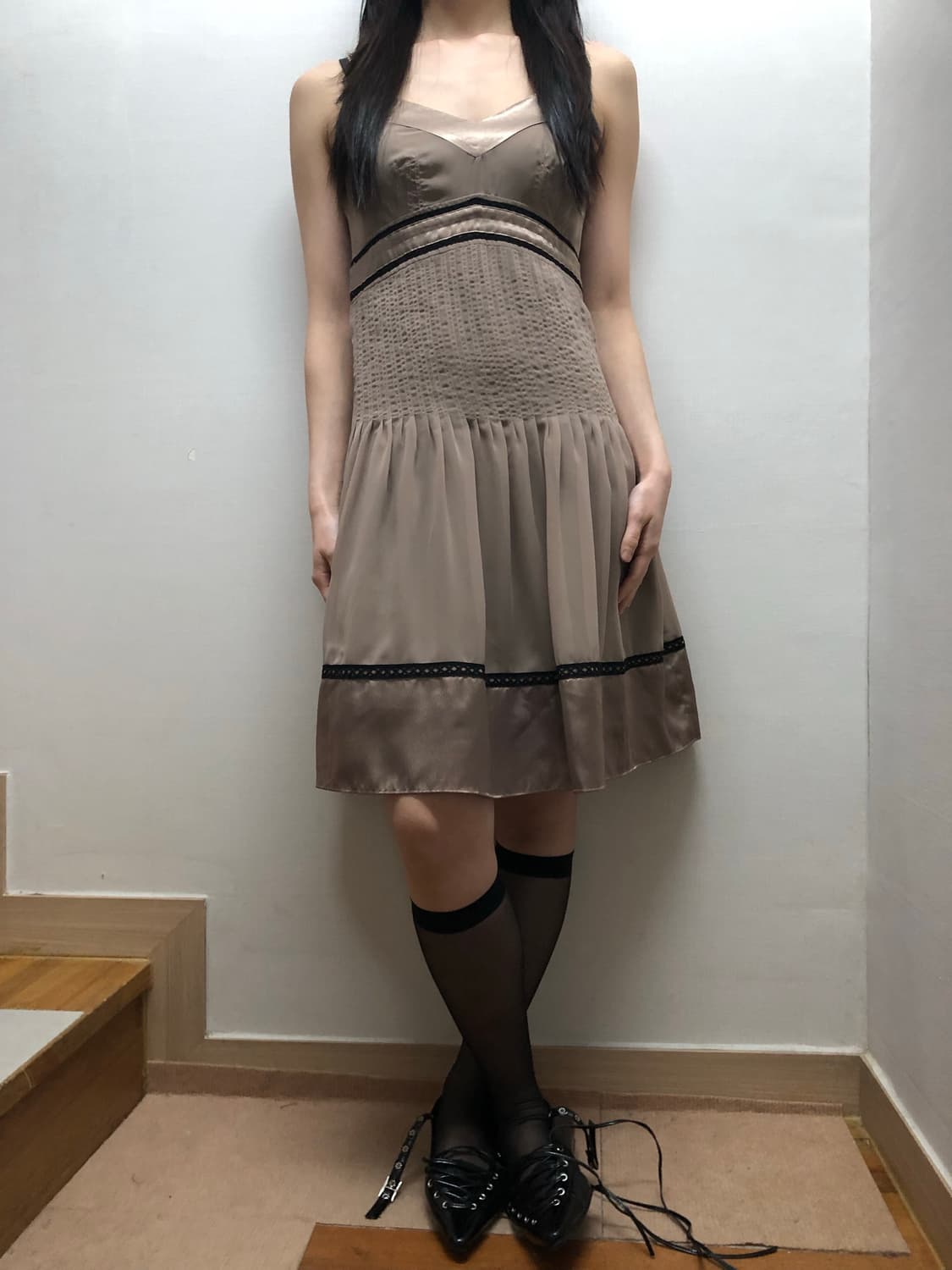 빈티지 베이지 셔링 원피스 상품이미지3