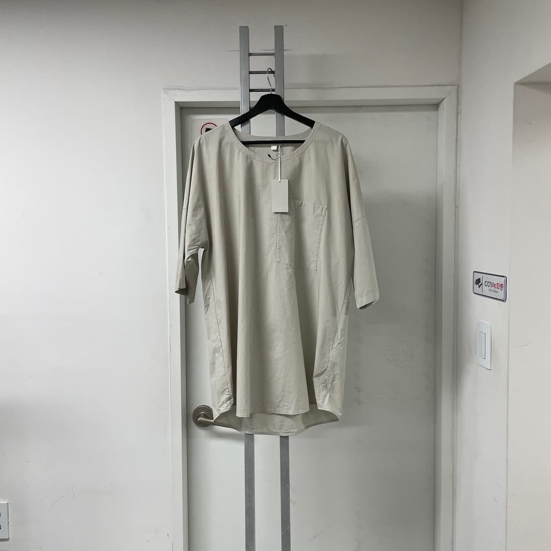 COS 코스 포켓 반팔 티셔츠 새상품 M 상품이미지1