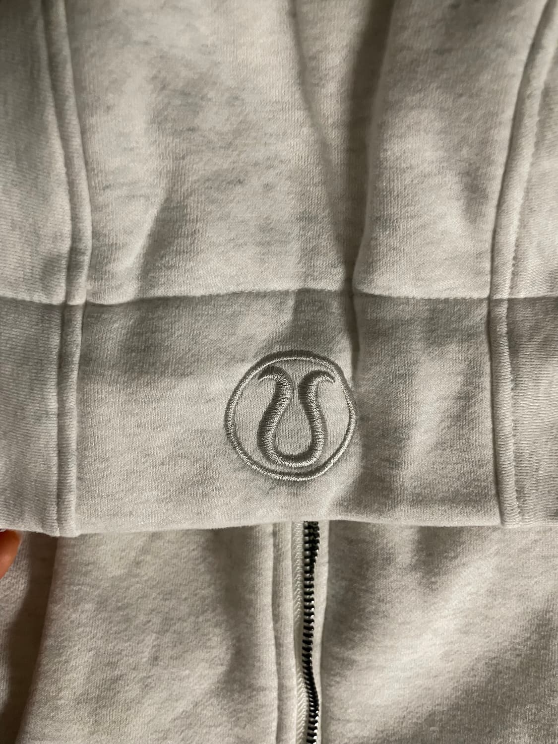 룰루레몬 스쿠바 풀집 후디 팔아요! 상품이미지5