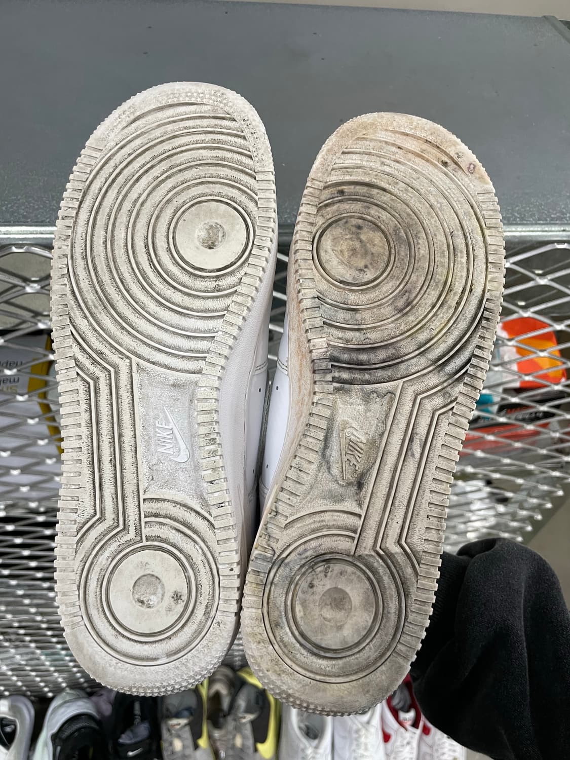 나이키 에어포스 1 로우 화이트 270 상품이미지6