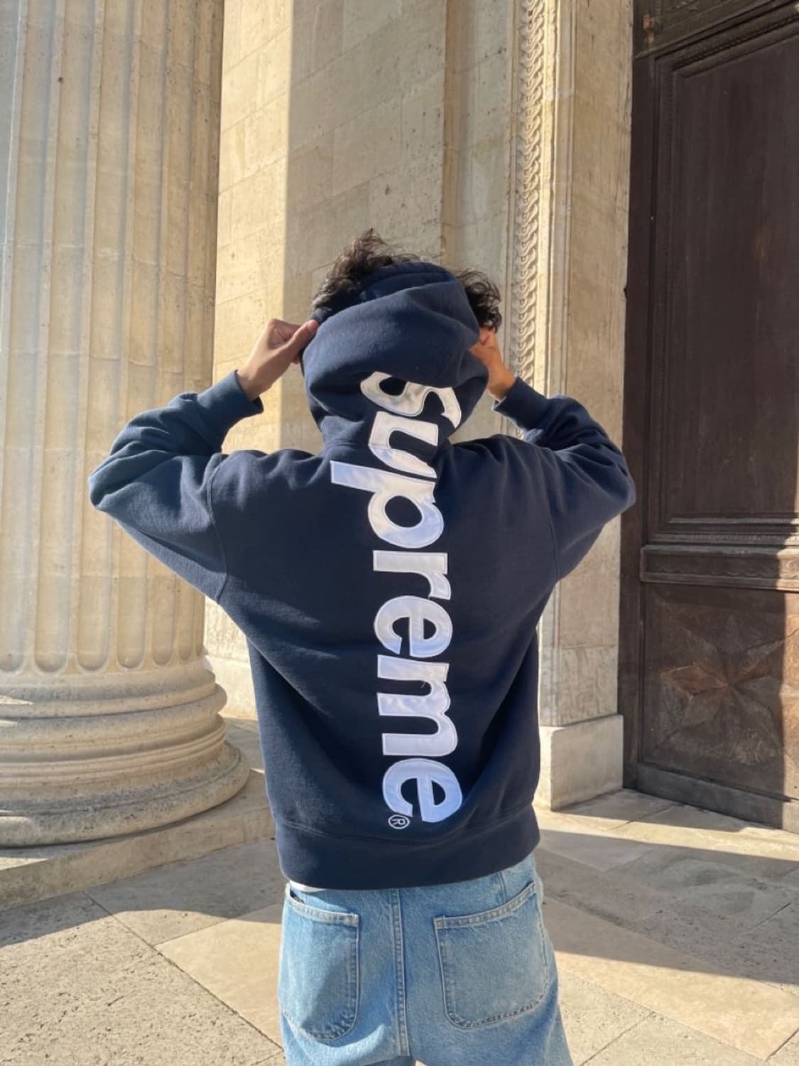 [L/새상품] 슈프림 26ss 사틴 아플리케 후드 스웨트셔츠 네이비 상품이미지2
