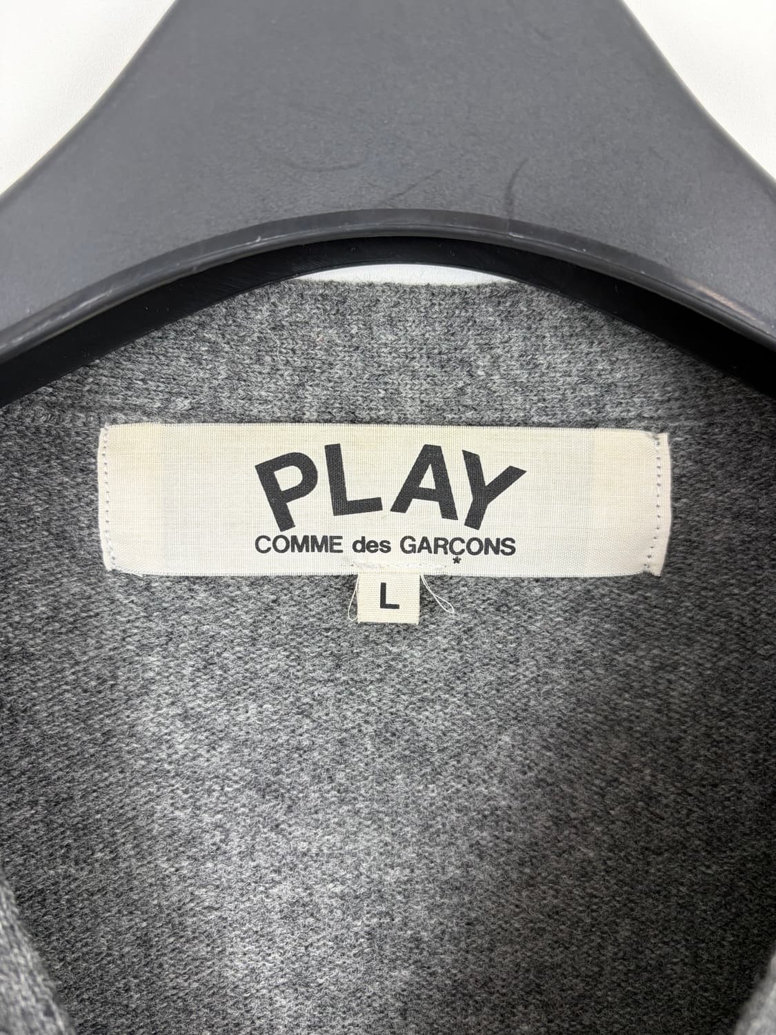 a46) 꼼데가르송 플레이 하트 와펜 가디건 상품이미지3