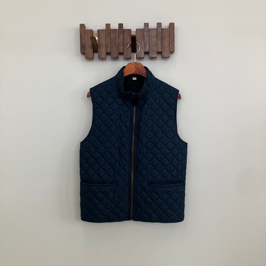버버리 퀄팅 네이비 질레 집업 베스트 조끼 상품이미지1