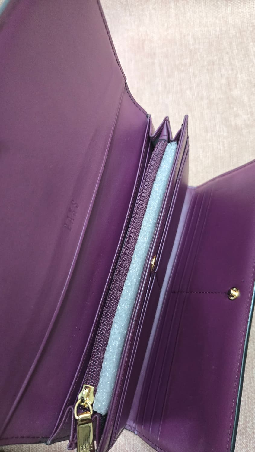 닥스 미사용  블랙 스터드 DD 로고 소가죽 여성 장지갑 상품이미지9