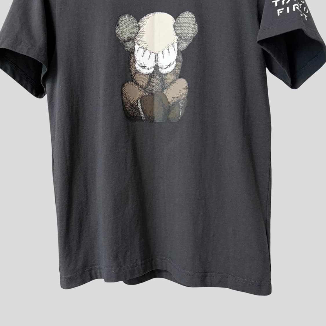 (M)유니클로 카우스 도쿄 퍼스트 반팔티셔츠 상품이미지5