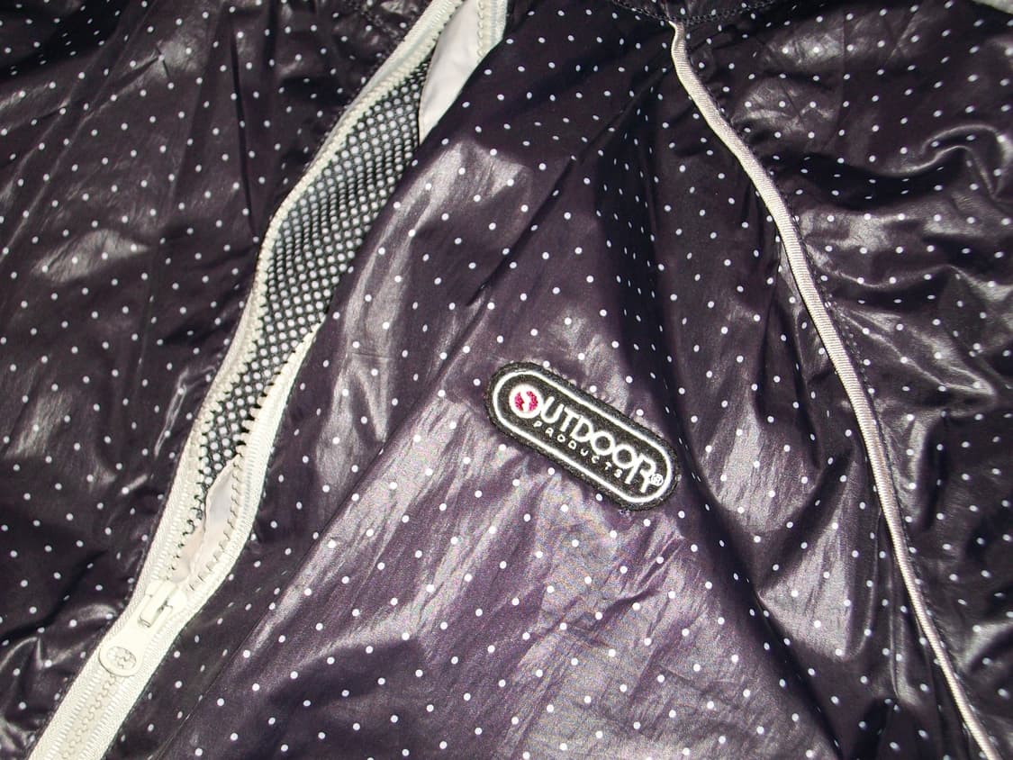 아웃도어리서치 도트 바람막이 상품이미지4