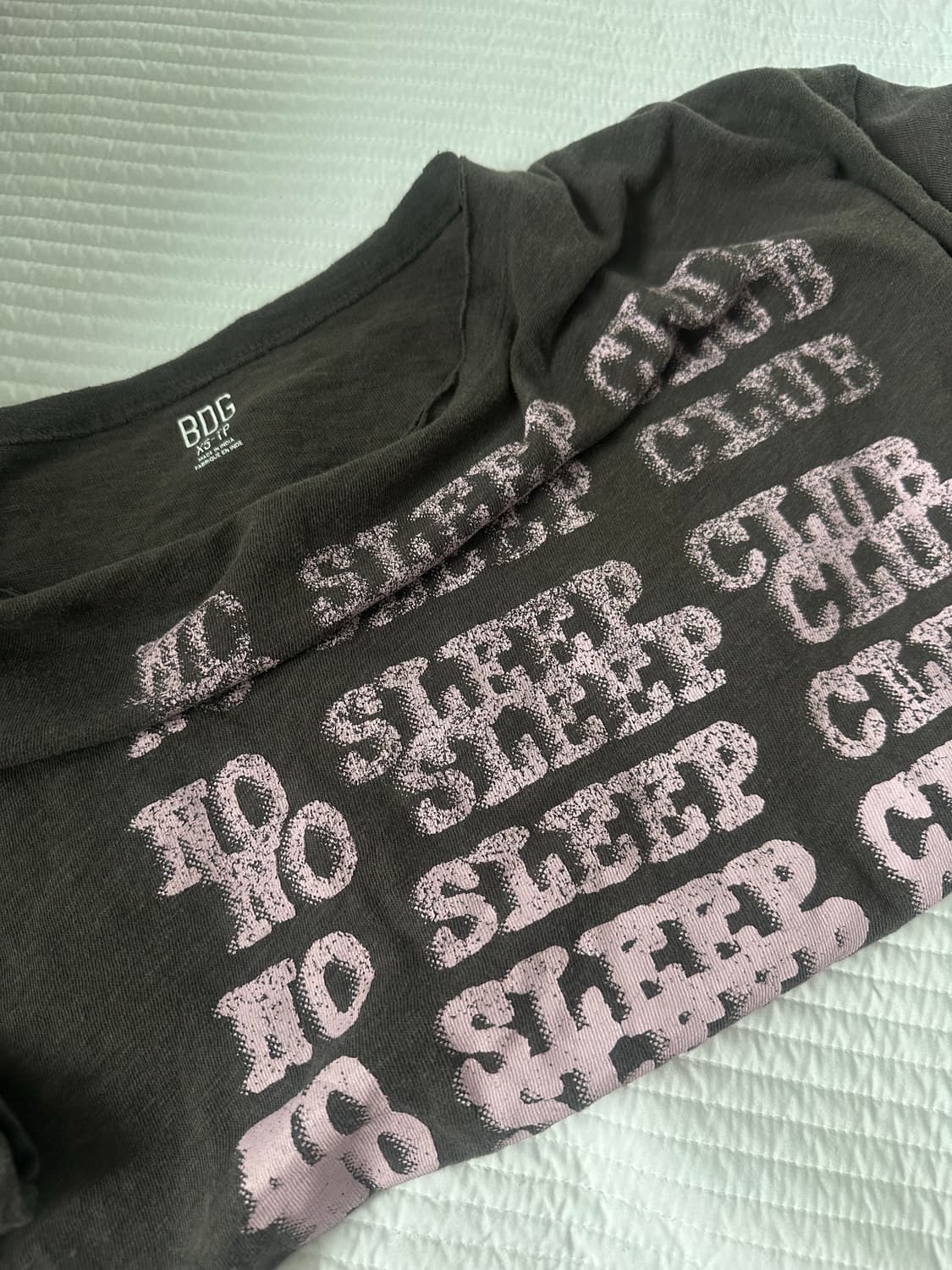 UO Courteny No sleep Club T shirt 상품이미지5