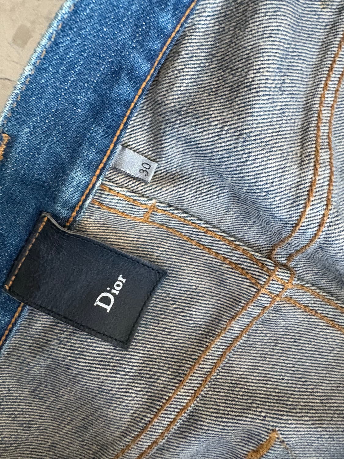 디올옴므 제이크 수선 30 상품이미지2