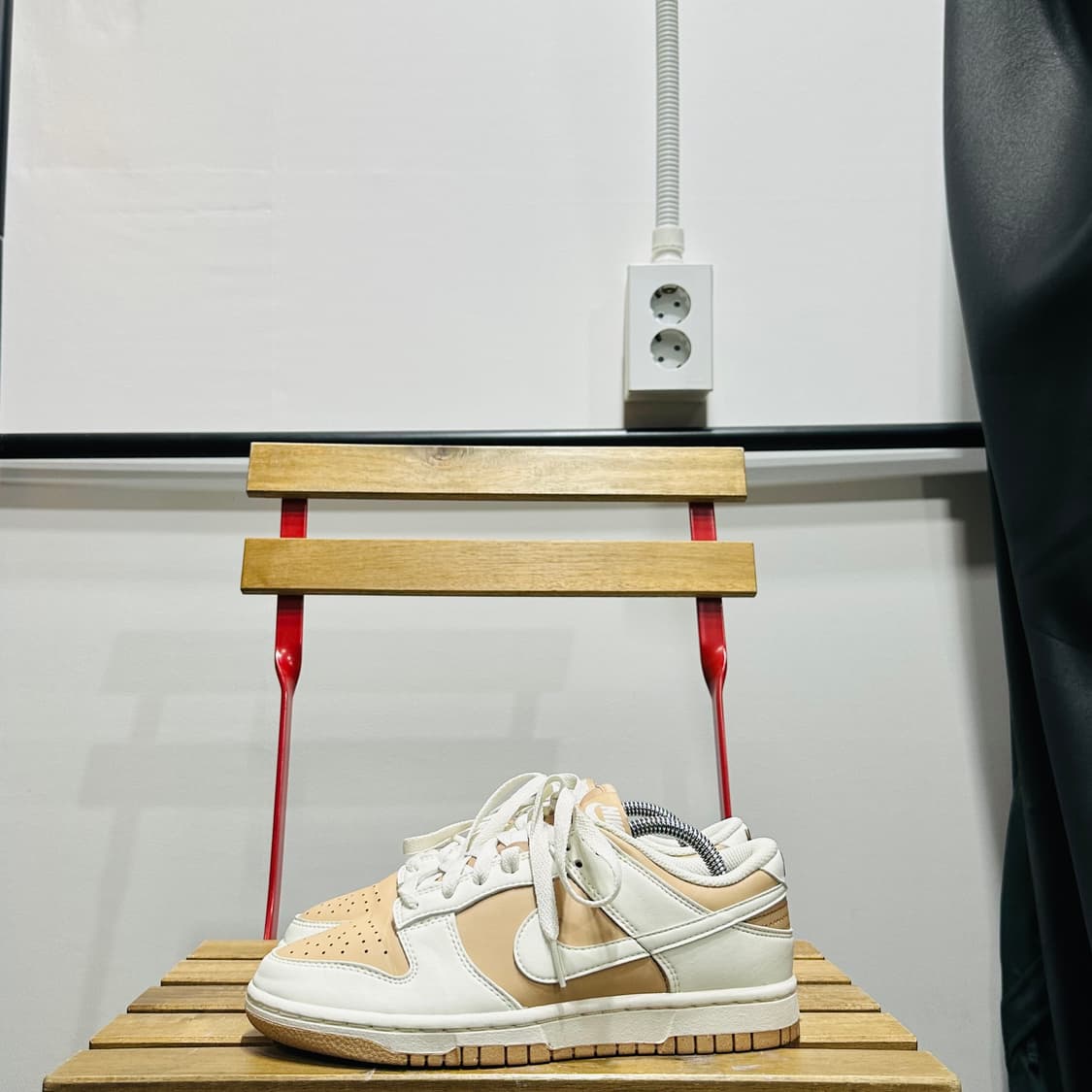 240) 나이키 운동화 여성 여자 신발 덩크 로우 화이트/베이지 상품이미지3