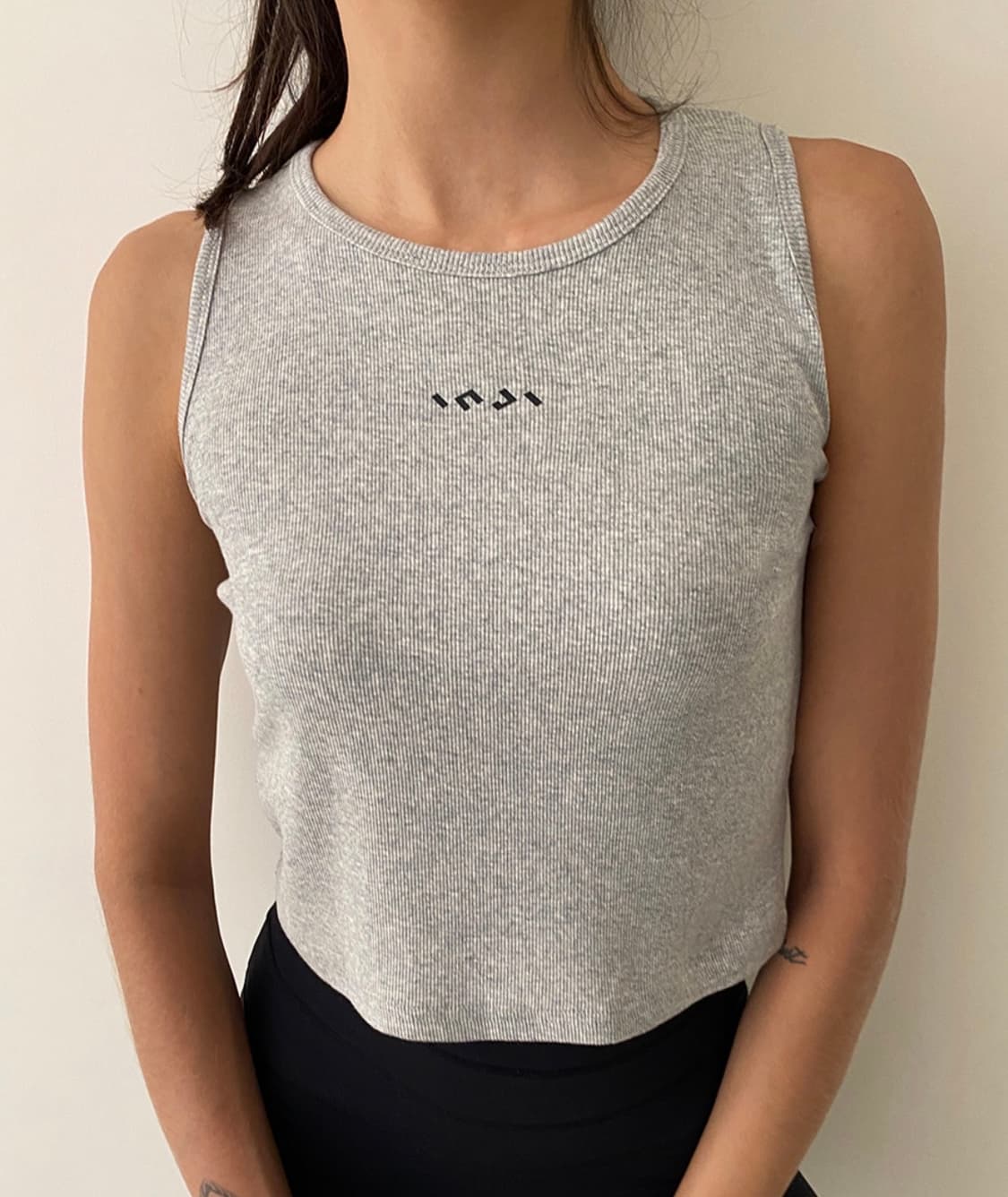 인지액티브 리브드 크롭 티 (그레이) 상품이미지3