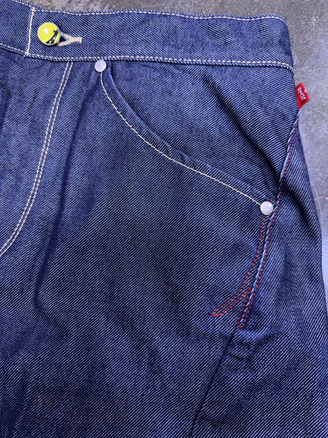 리바이스 엔지니어드진 백 절개 라인 데님 청 스커트 28 상품이미지4