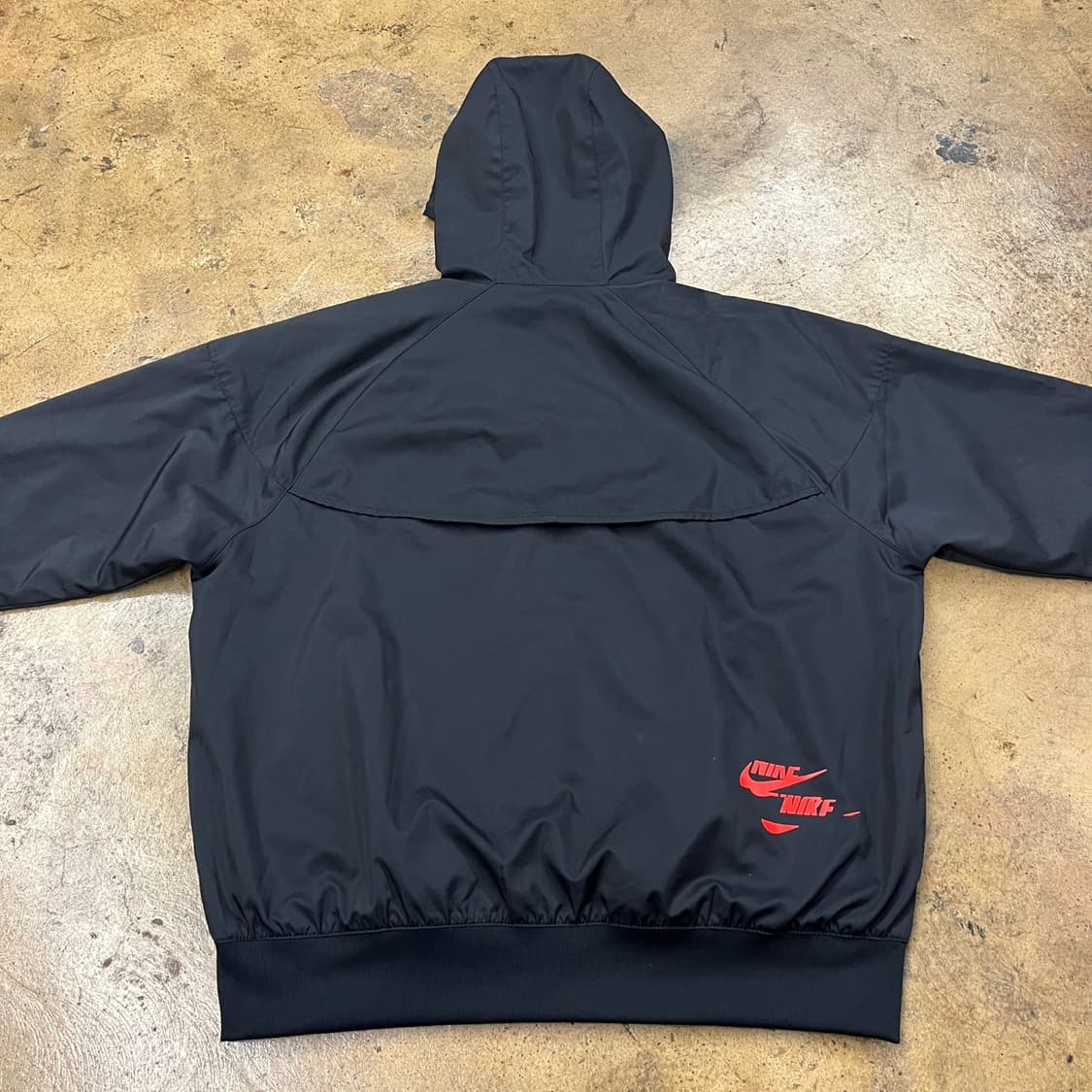 [정품/105] 나이키 바람막이 블랙 b8 상품이미지4