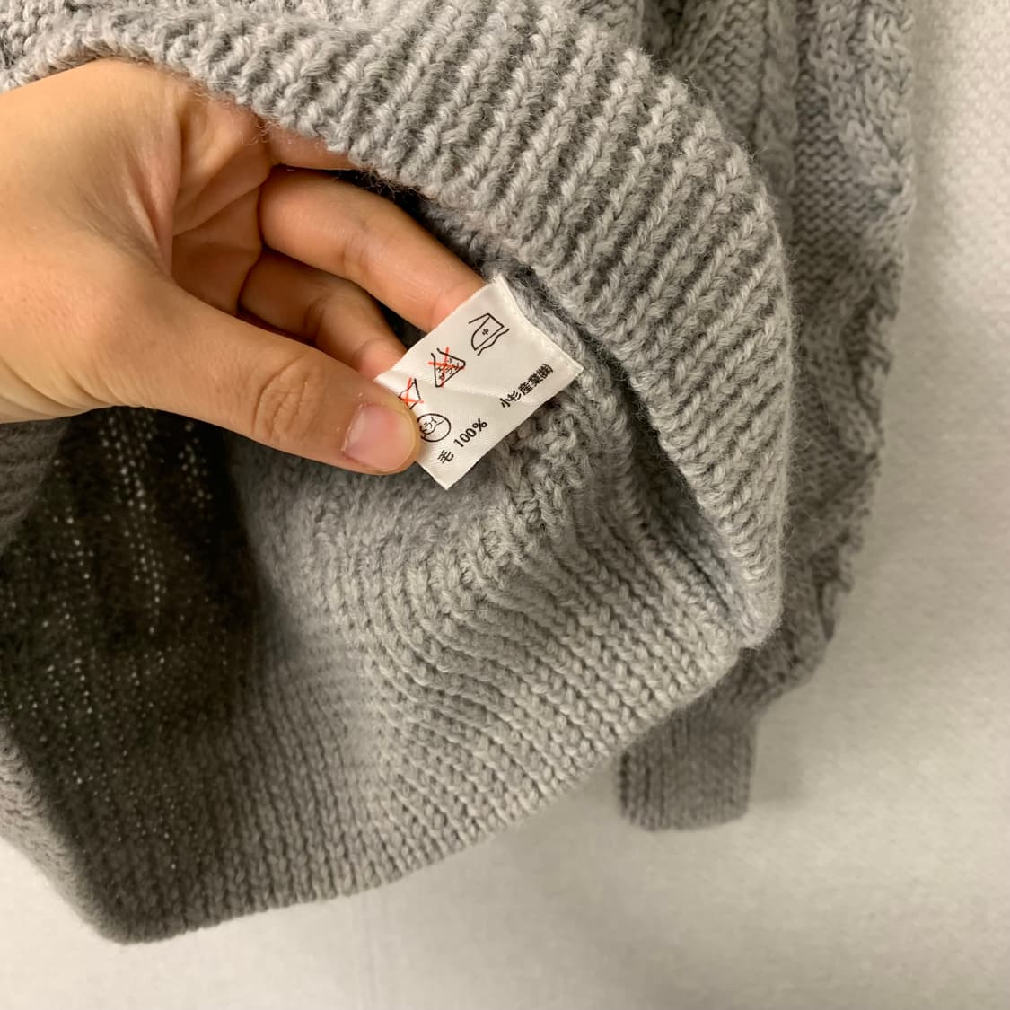 그레이 케이블 니트 상품이미지4