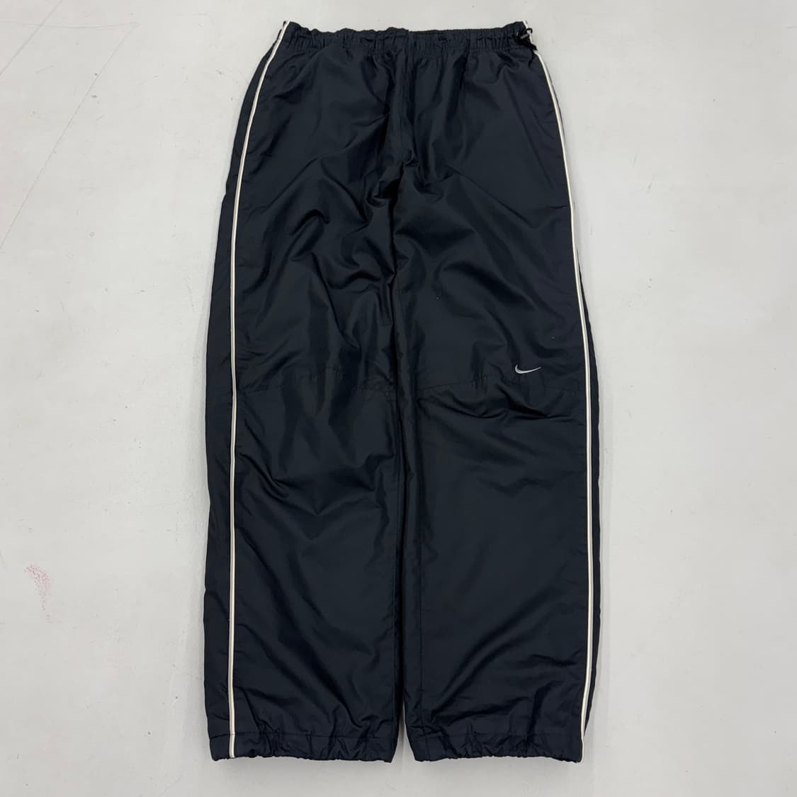 나이키 00s 미들 스우시 올드스쿨 와이드 바람막이 트랙팬츠 상품이미지2