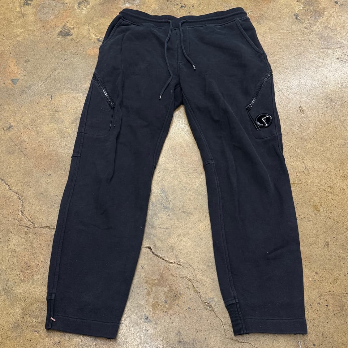 [정품] 씨피컴퍼니 블랙 지퍼 디테일 트레이닝 조거팬츠 b15 상품이미지2