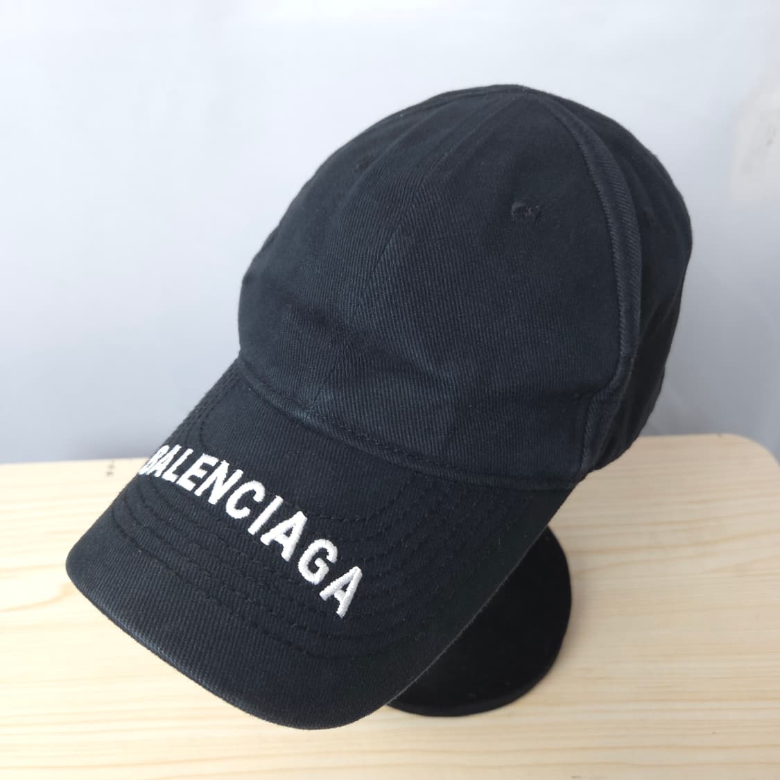 발렌시아가 블랙 볼캡  상품이미지1