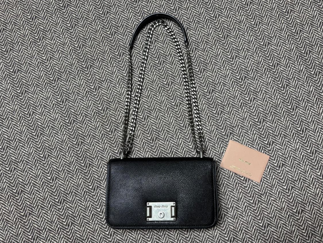 미우미우 체인백 상품이미지1