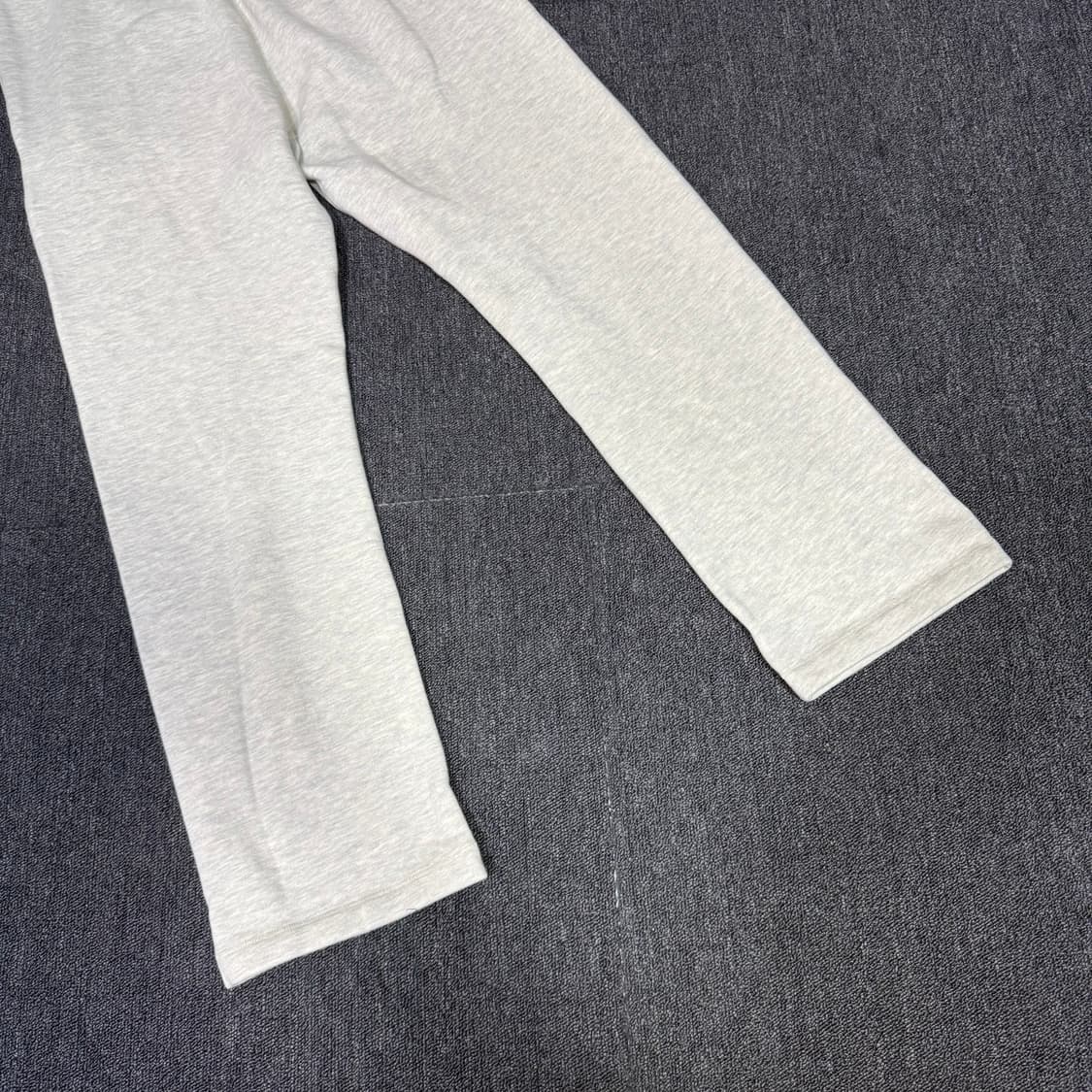 피어오브갓 에센셜 기모 트레이닝 팬츠 상품이미지7