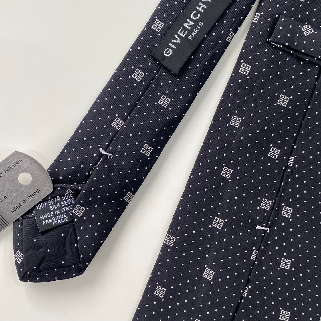 신형라벨 지방시 정품 명품블랙 넥타이 (GIVENCHY)8.7cm 상품이미지5