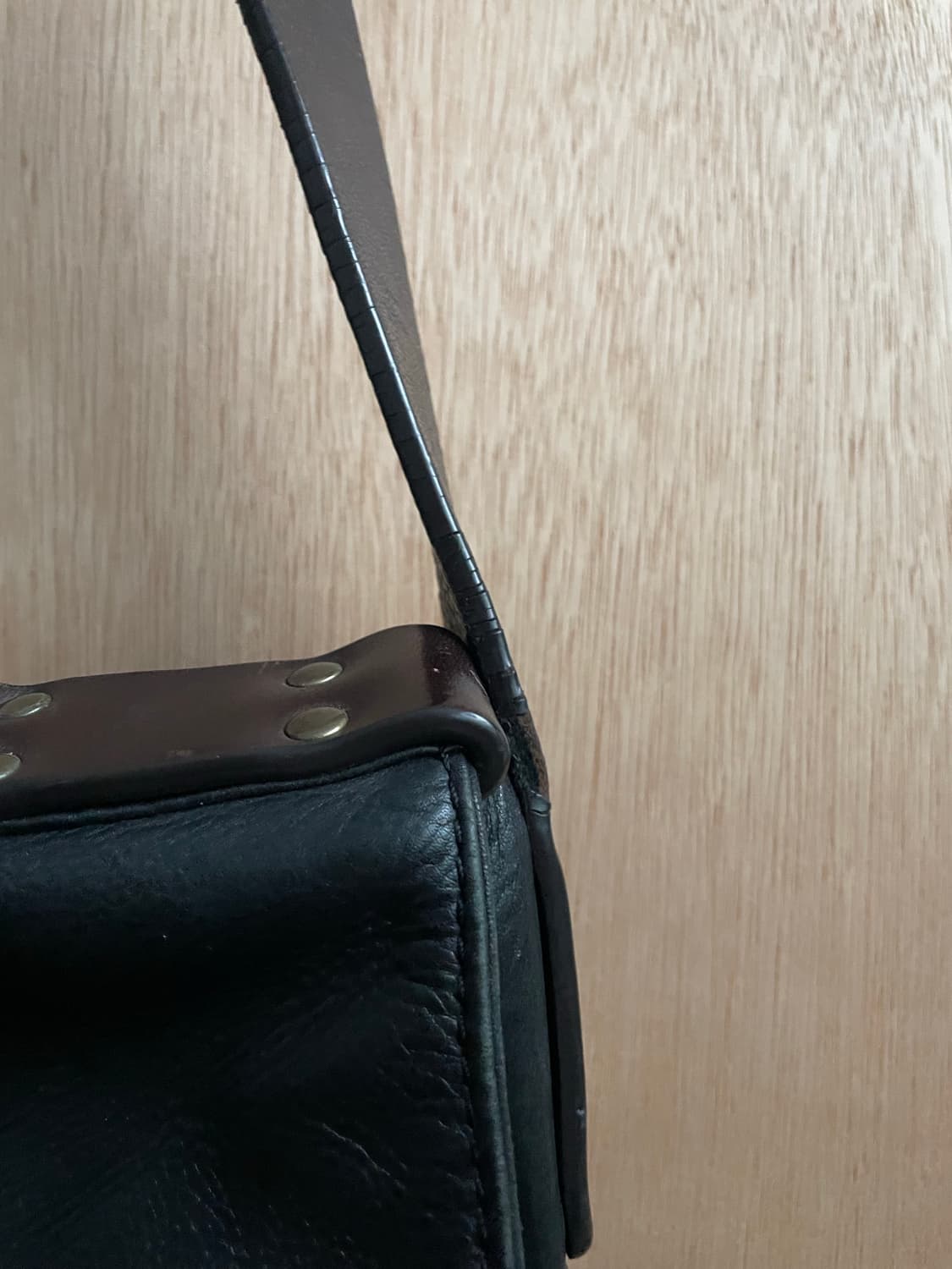 마크바이마크제이콥스 레더 크로스백 상품이미지6