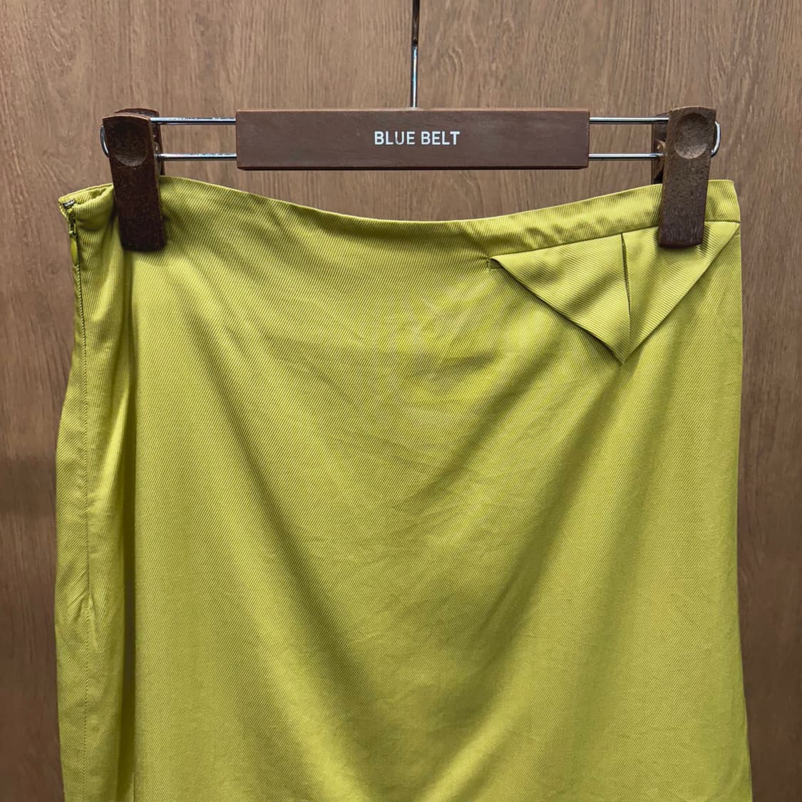 보테가 베네타 미니 스커트 언발란스 플랩 디테일 H라인 옐로우 상품이미지4