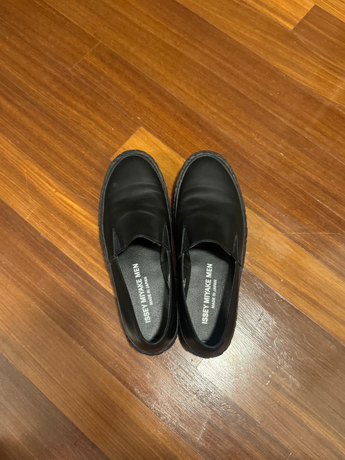 Issey Miyake MEN 레더 슬립온 상품이미지1