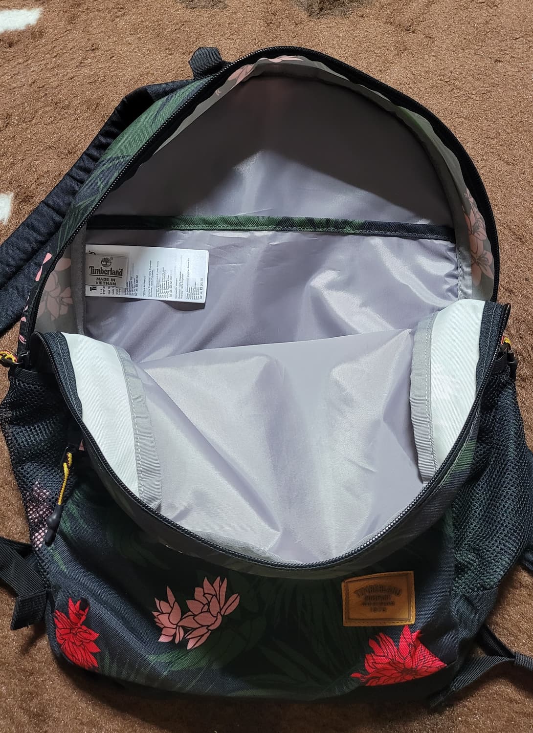 팀버랜드 플로럴 백팩(28*44) 새제품 상품이미지8