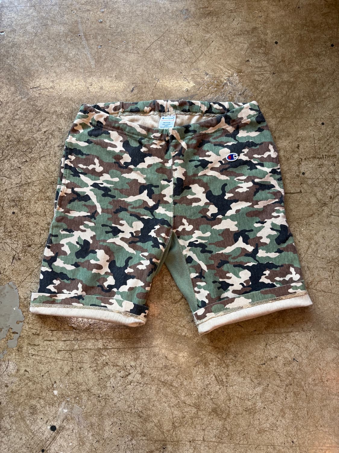 챔피온 리버스위브 카모 스웻 쇼츠 상품이미지3
