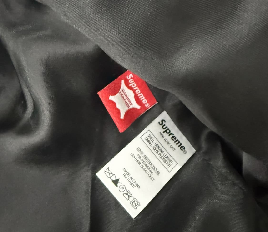 Supreme worn leather varsity jacket 상품이미지4