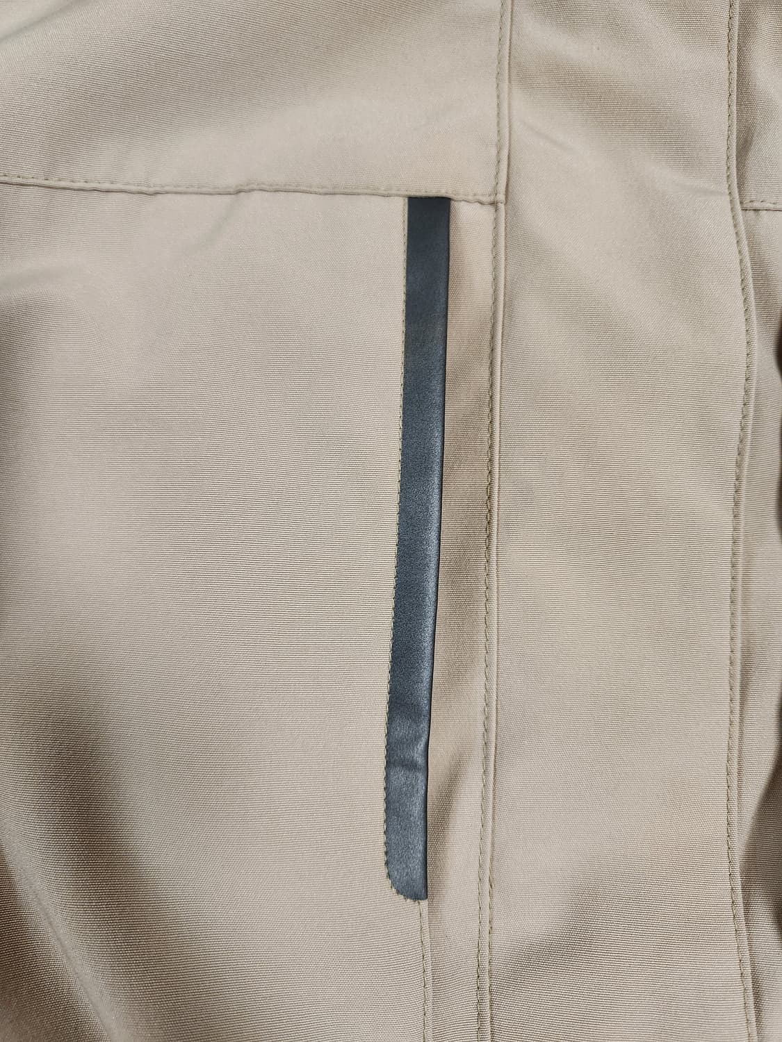 디스커버리 벤처포스 방풍 여성 바람막이 자켓 사이즈90 s

주머니 히든 상품이미지4