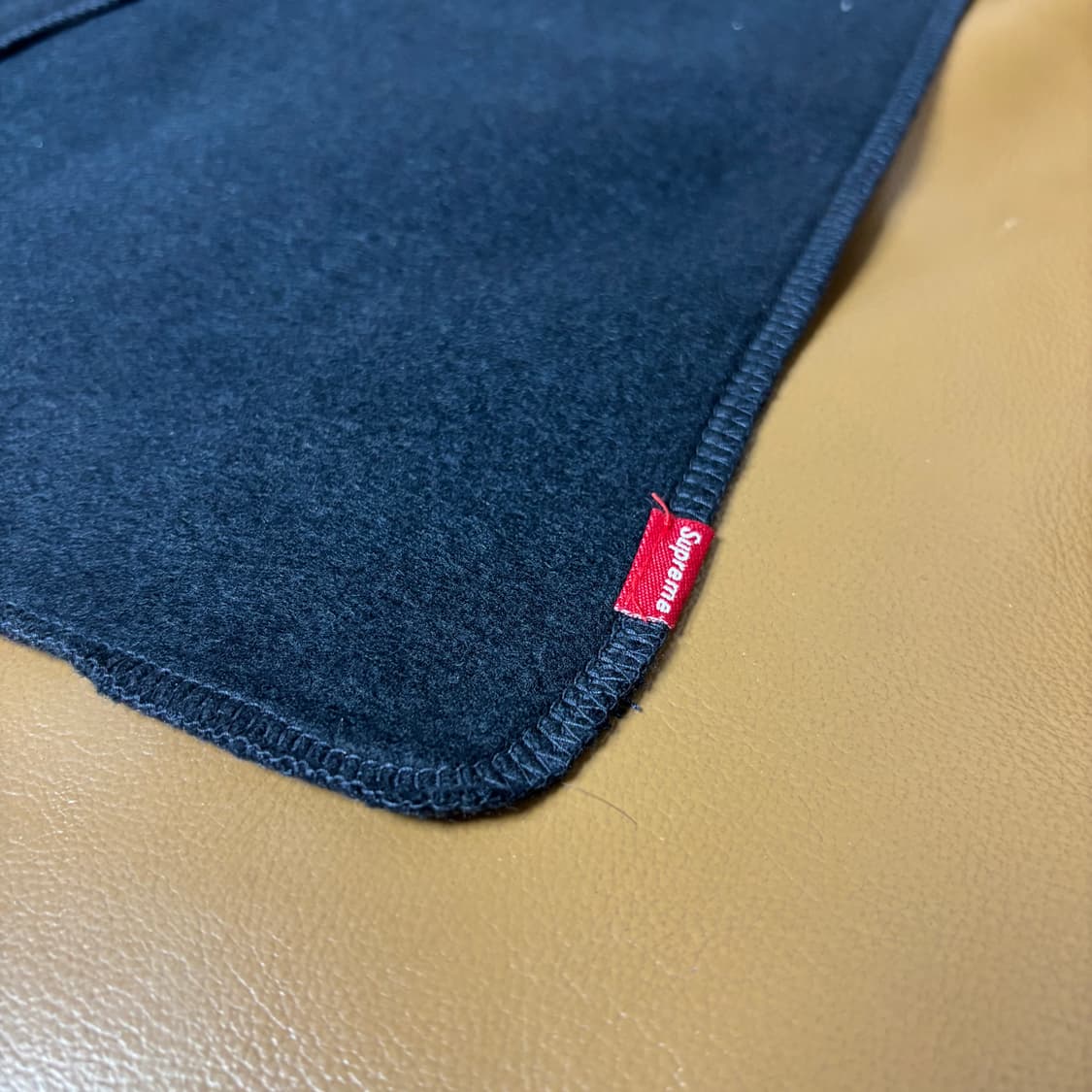 슈프림 머플러 목도리 로고 블랙 상품이미지2